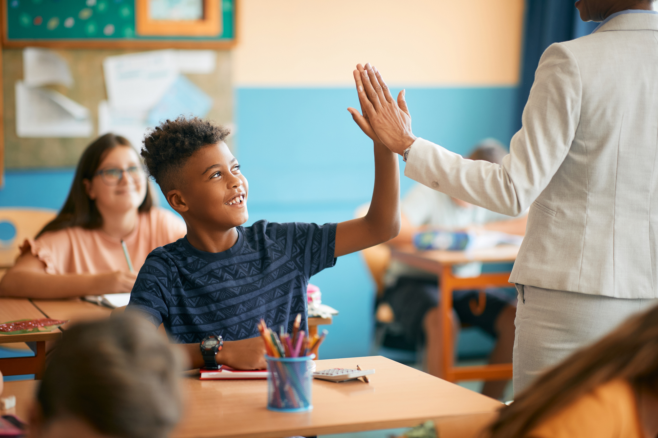 Eduque a Sala De Aula Com Professor E Alunos, Educação, Escola