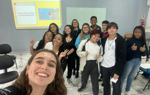 alunos participam do Programa Cidadão Digital