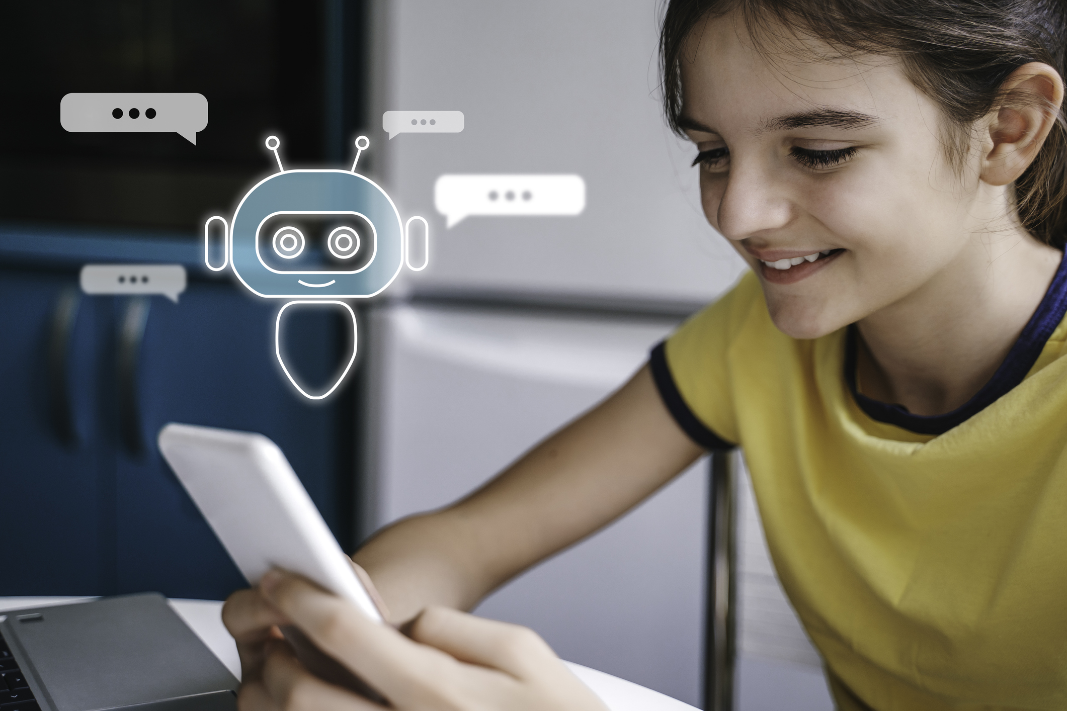 Criança usando tecnologia de inteligência artificial- Foto: iStock/Divulgação/Educa SC